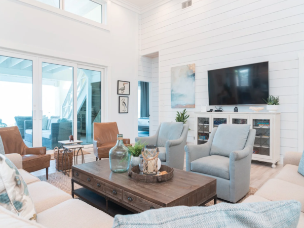 Luxurious Beachfront Villa in Little Exuma - 4-Bedroom Getaway